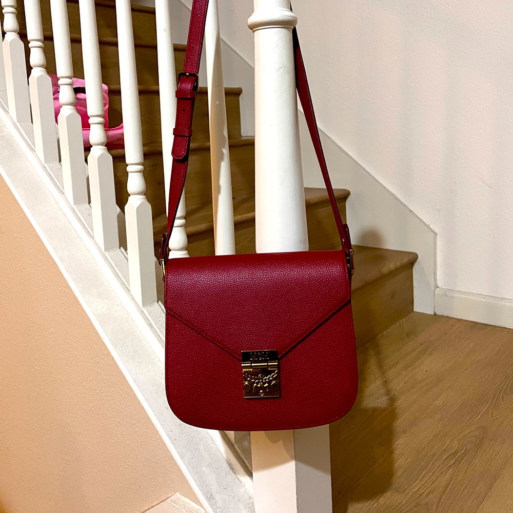 Mint! MCM bag in red